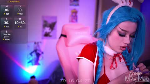 Annie May   online show from December 22, 1:55 pm