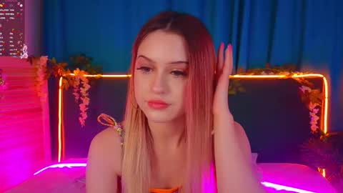 Snapshot of annie_swanson chatting on November 30, 8:35 pm annie online show from November 30, 8:35 pm