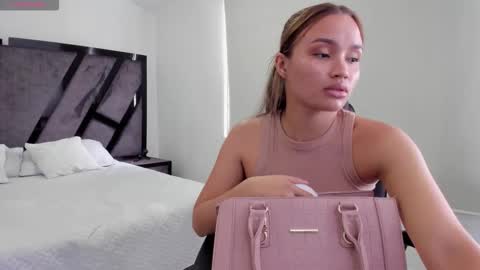 Annie and Stefan online show from December 15, 2:21 pm