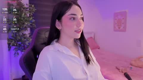 Cassandra online show from November 26, 5:52 am