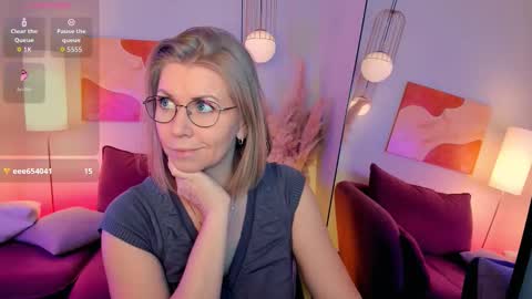 Annie online show from February 10, 6:39 am