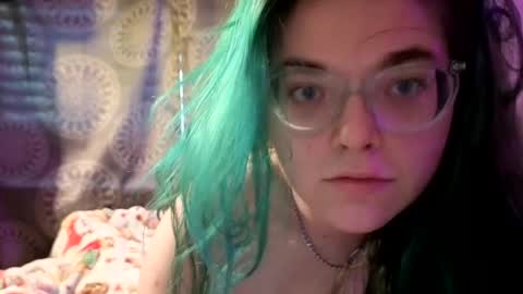 Darlingskiesxo online show from July 27, 3:19 pm