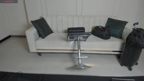 Annie Monroe online show from February 28, 11:11 am