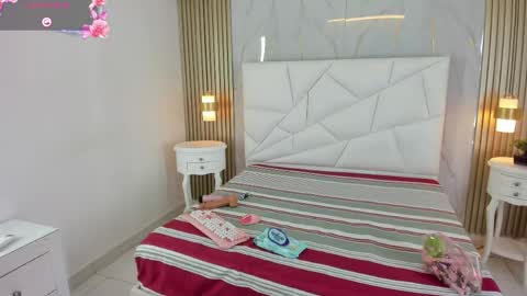 SEXY ANNI online show from April 11, 12:31 pm