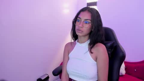 Annie Evans  online show from January 21, 5:30 pm