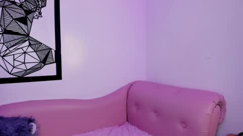 Annie Evans  online show from February 26, 8:11 pm