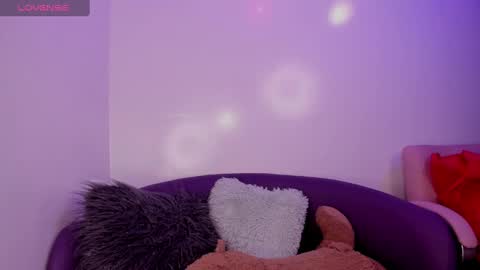 Annie Evans  online show from October 20, 2:50 pm