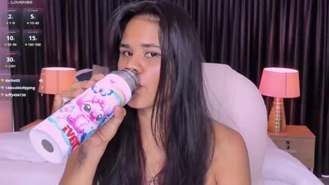 Anniiee online show from March 5, 2:45 pm