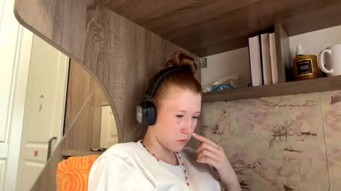 Kira online show from April 16, 12:17 pm