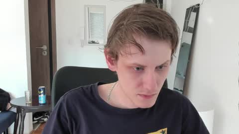    online show from April 9, 7:03 am