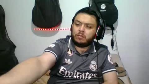 lion kennedy independent model moderator online show from November 7, 4:34 am