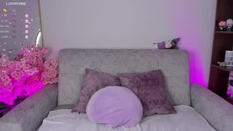 Anny  online show from January 14, 1:36 am