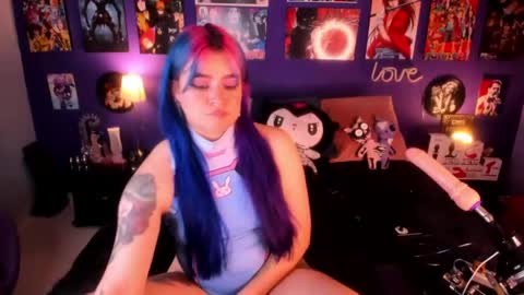 Snapshot of anny_cross chatting on February 11, 4:44 am Paty online show from February 11, 4:44 am