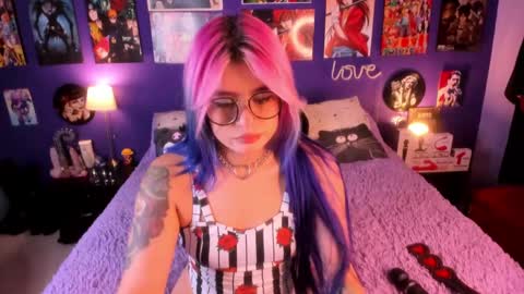 Snapshot of anny_cross chatting on September 16, 1:50 am Paty online show from September 16, 1:50 am