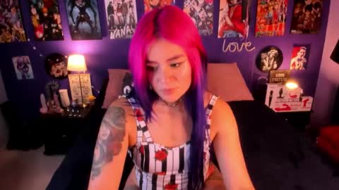 Snapshot of anny_cross chatting on October 15, 2:44 am Paty online show from October 15, 2:44 am