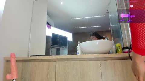 Snapshot of anny_cute01 chatting on November 20, 11:04 pm Anny online show from November 20, 11:04 pm