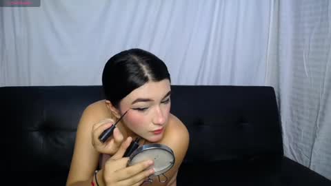 Anny online show from June 6, 2:33 pm