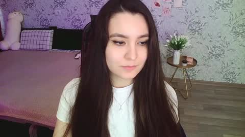 Annie online show from January 10, 7:57 am