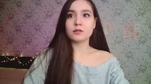 Annie online show from September 18, 6:21 pm