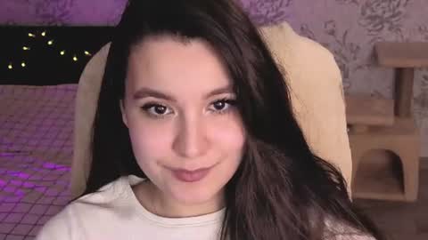 Annie online show from July 18, 5:39 pm