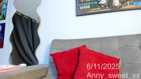 Snapshot of anny_sweet_xx chatting on November 7, 2:33 am BABY ANNY INSTAGRAM Annycutie20 online show from November 7, 2:33 am