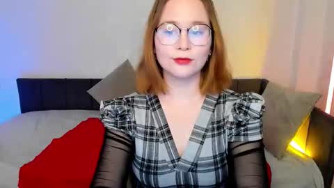Snapshot of anny_twelvetrees chatting on November 19, 8:47 am Anny online show from November 19, 8:47 am