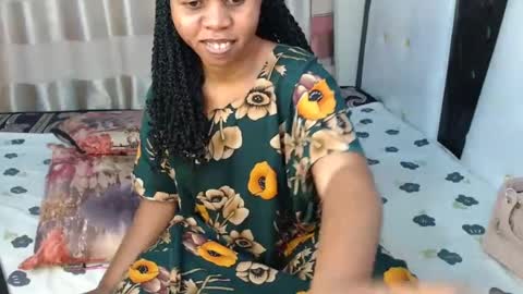 Snapshot of annybecca chatting on December 28, 10:47 am Anny online show from December 28, 10:47 am