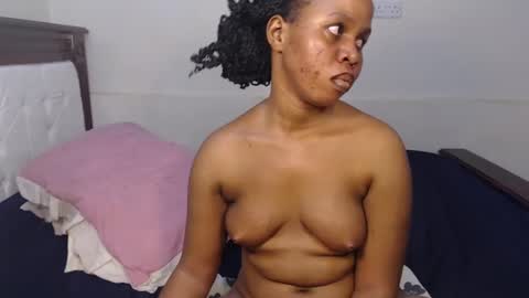 Snapshot of annybecca chatting on December 29, 7:53 pm Anny online show from December 29, 7:53 pm