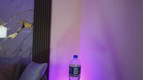 Ana online show from September 18, 12:07 pm