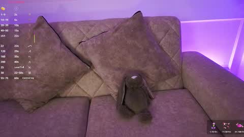 Ana online show from February 21, 11:33 am