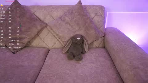 Ana online show from March 14, 2:11 pm