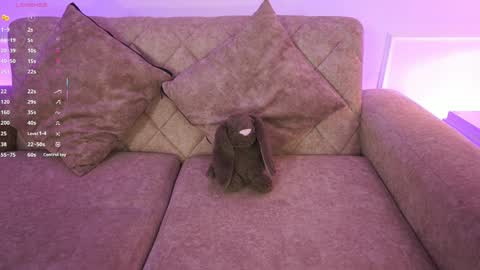 Ana online show from April 6, 11:33 am