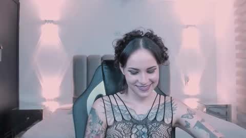 AnnyT online show from December 19, 9:44 pm