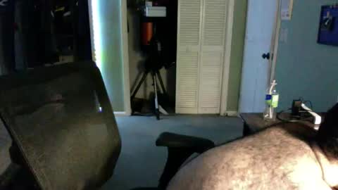 Snapshot of anonman12 chatting on October 19, 5:08 am anonman12 online show from October 19, 5:08 am