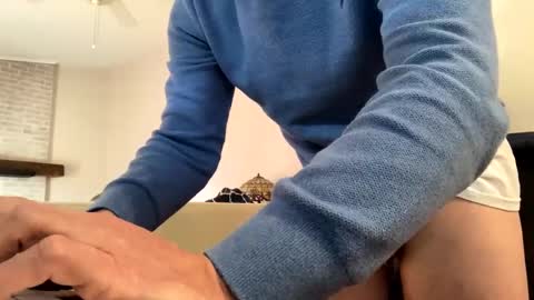 anonymousfrederick76 online show from December 14, 2:53 pm