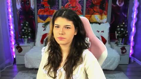 Anora online show from December 19, 4:25 pm