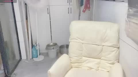 Snapshot of anranl059 chatting on May 11, 4:37 pm anranl059 online show from May 11, 4:37 pm