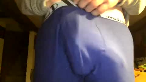 Snapshot of anthony_whitestallion chatting on December 8, 11:35 am Anthony online show from December 8, 11:35 am