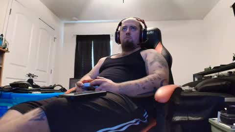 anthonygiacomazzo1 online show from December 1, 5:29 pm