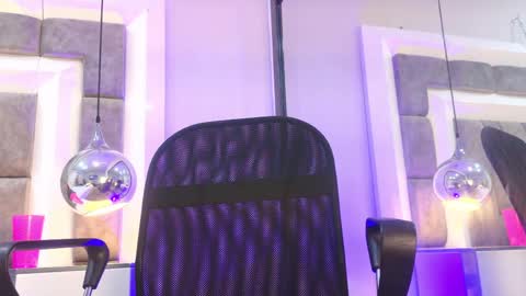 Anthonny online show from May 29, 10:30 pm