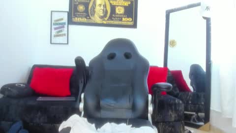 Snapshot of anthonyy_miller1 chatting on March 7, 5:10 pm anthony online show from March 7, 5:10 pm