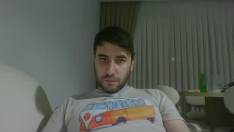 antilogos28 online show from September 13, 7:02 pm