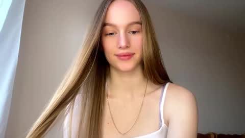 Viktoria online show from March 13, 3:18 pm