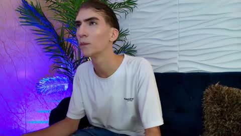 anton__monacu online show from November 29, 3:09 am