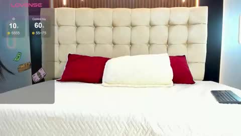 Snapshot of antonella06_ chatting on February 26, 2:16 pm .. .. online show from February 26, 2:16 pm