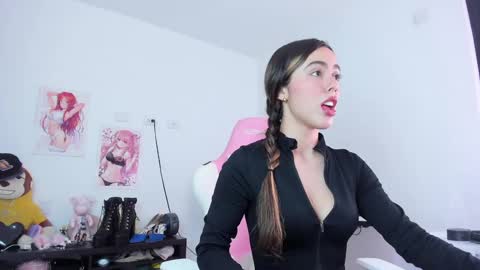 Snapshot of antonella_28_ chatting on September 20, 10:33 pm Antonella online show from September 20, 10:33 pm