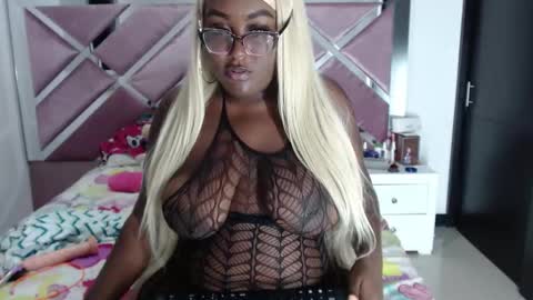 AntonellaLenox online show from October 22, 5:19 am