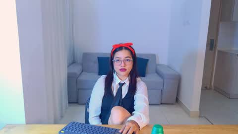 Snapshot of antonellabons chatting on June 5, 3:13 am Antonella online show from June 5, 3:13 am