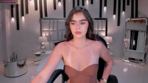 A N TO  online show from April 18, 4:05 am