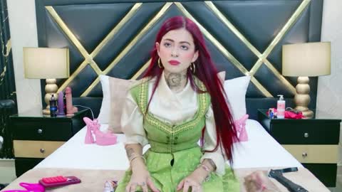 AntonellaEscudero online show from April 2, 7:55 pm